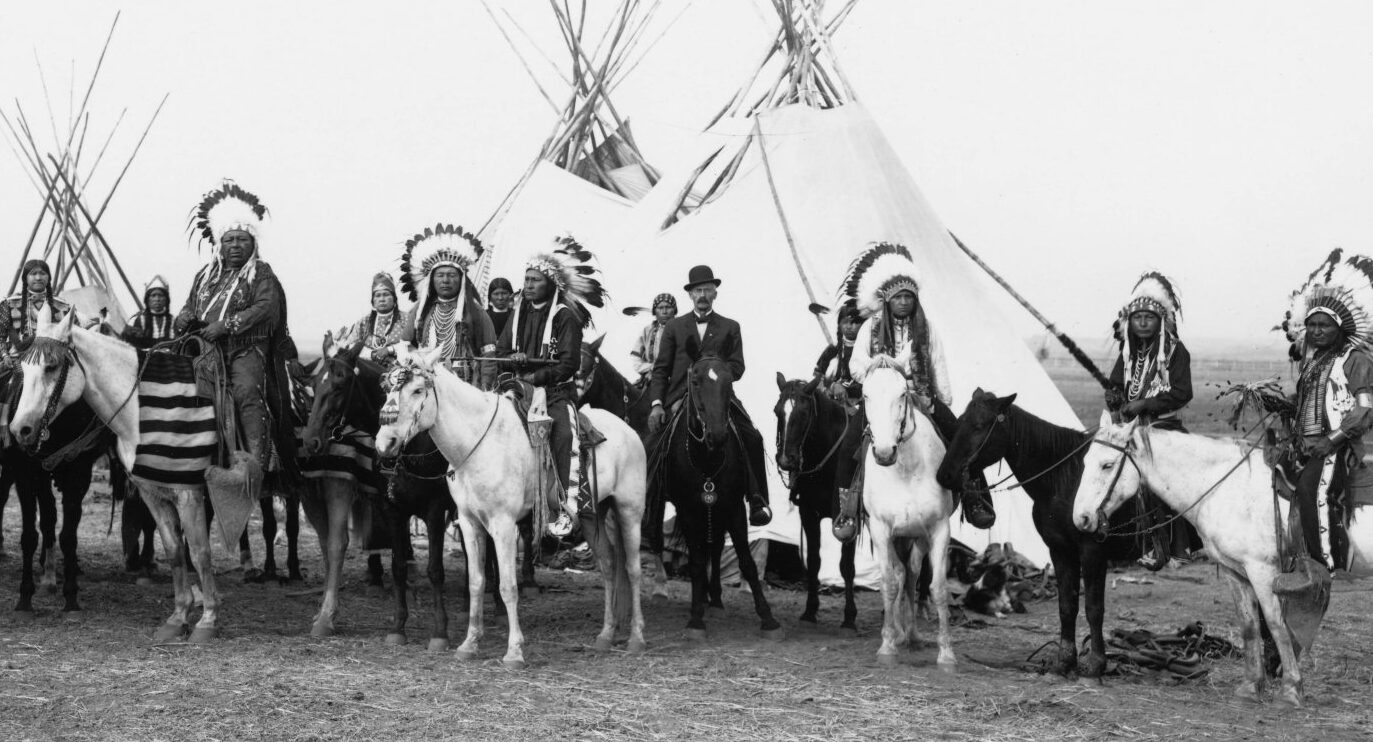 12 Influential Native American Leaders: Their Leadership, Legacy, and Courage